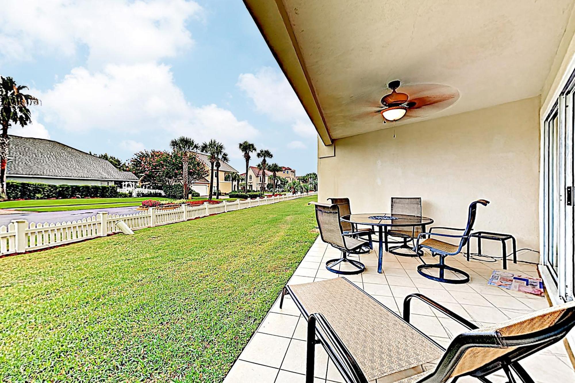 Maravilla Destin Room photo